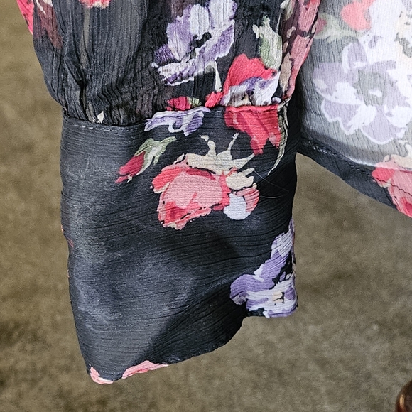 LAUREN Ralph Lauren Sheer Ruffled Blouse - Picture 6 of 10